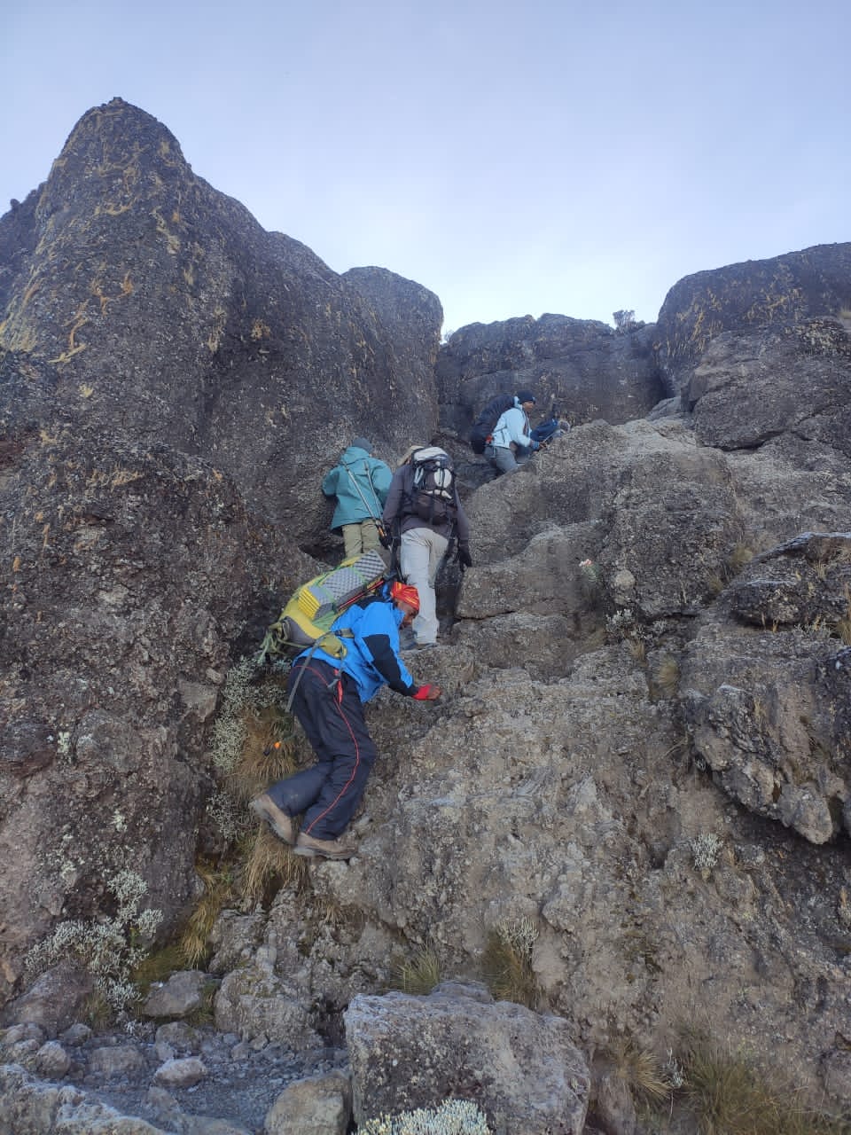 Shira cave to Baranco camp